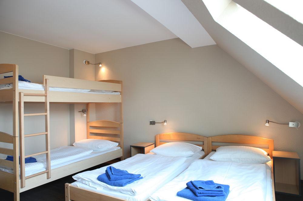 Acama Hotel & Hostel Schoeneberg Berlin Exterior photo