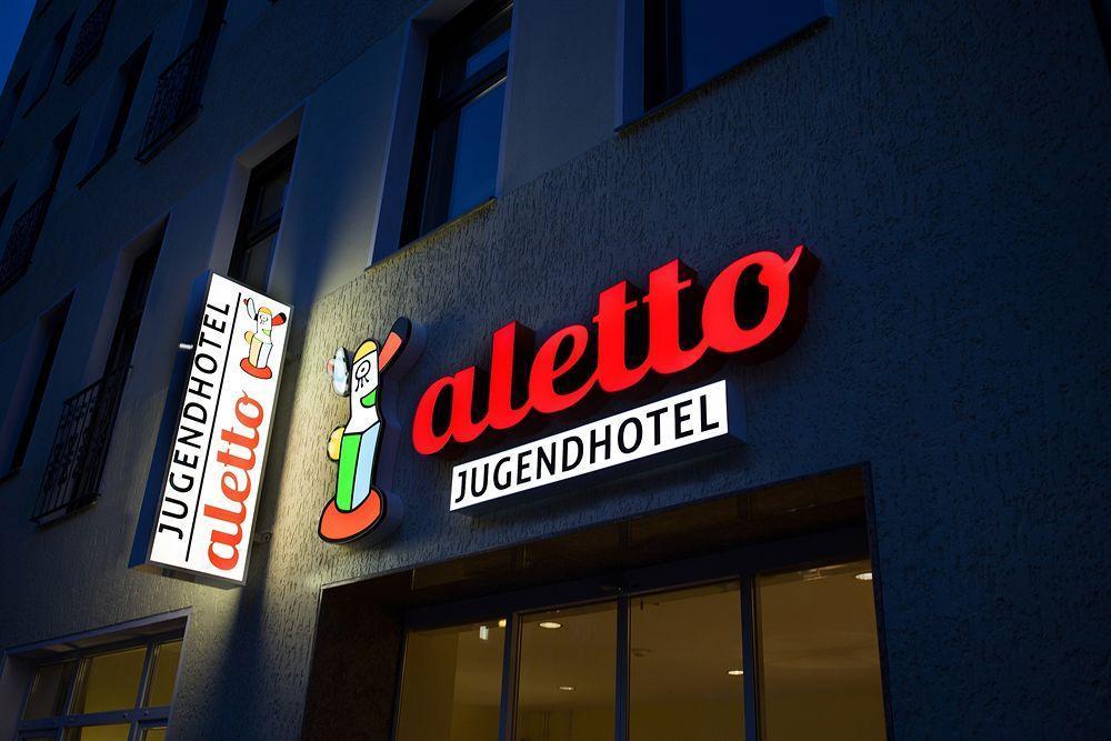 Acama Hotel & Hostel Schoeneberg Berlin Exterior photo