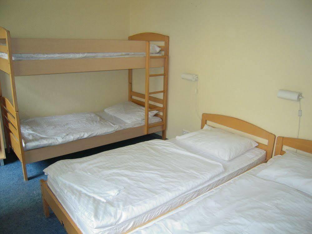 Acama Hotel & Hostel Schoeneberg Berlin Exterior photo